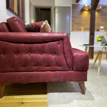 Violet Apartment By Alex Rafael Zagreb Buitenkant foto