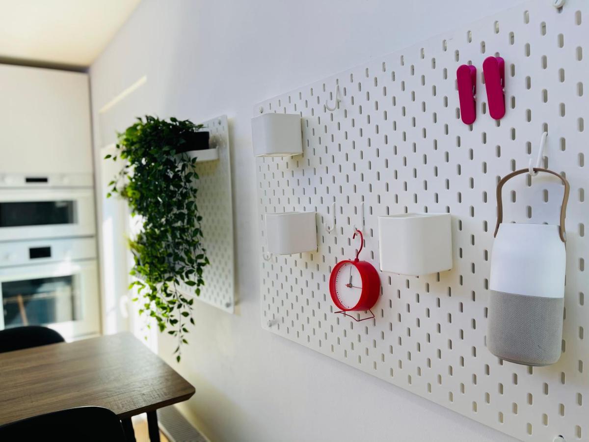 Violet Apartment By Alex Rafael Zagreb Buitenkant foto