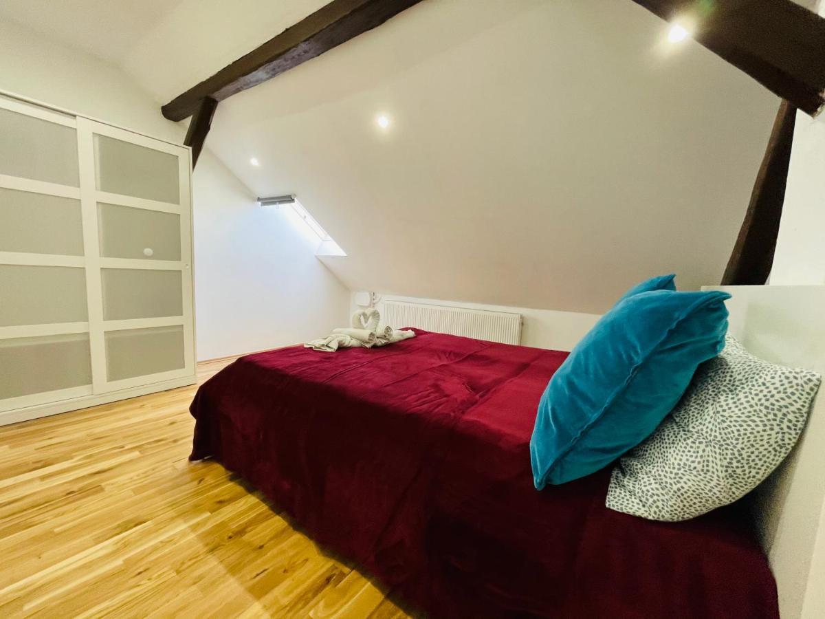 Violet Apartment By Alex Rafael Zagreb Buitenkant foto
